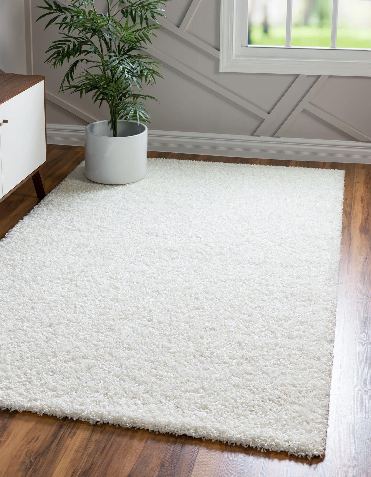 Unique Loom Solid Shag Collection Area Rug (10' x 13' 11" Rectangle, Snow White)