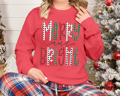 Christmas Sweatshirt Women Merry And Bright Christmas Pullover Shirt Novelty Chenille Patch Xmas Gift Holiday Top Pink