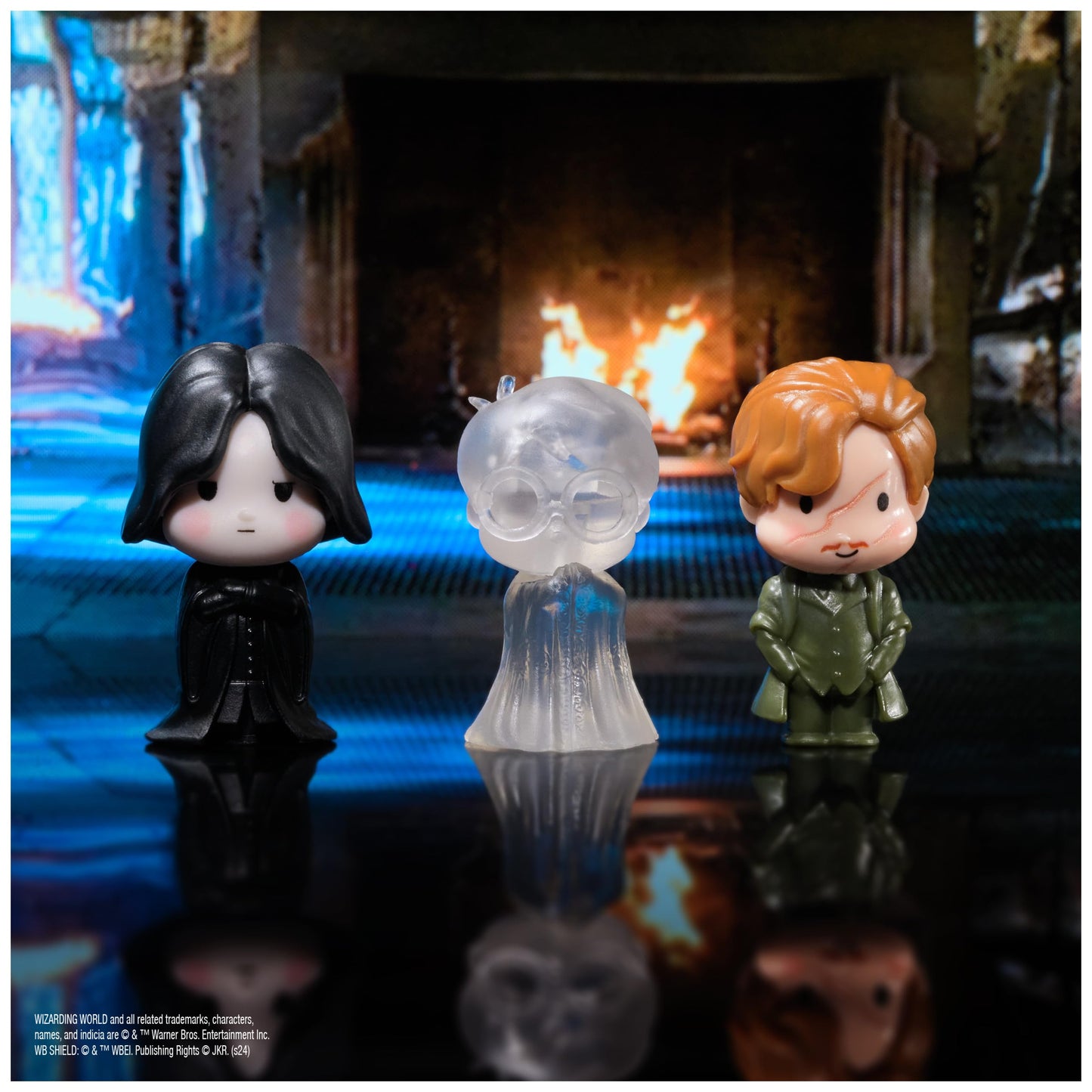Wizarding World Harry Potter, Micro Magical Moments Glow in The Dark Advent Calendar 2024, 24 Surprise Toys, Christmas Countdown Calendar for Ages 6+
