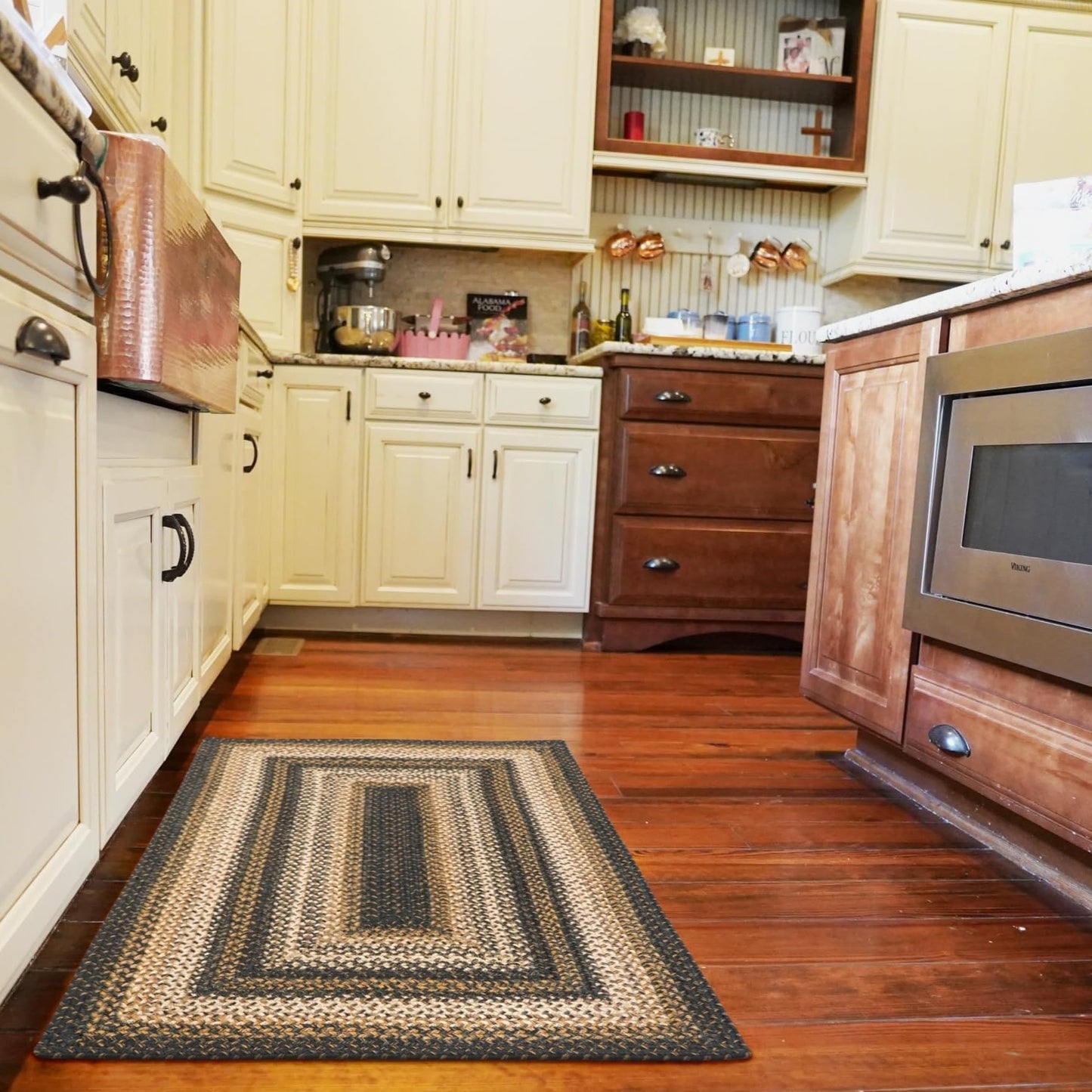 Homespice Kilimanjaro Braided Jute Rug 20x30 - Brown & Black Braided Rug for Kitchen for Primitive Decor, Durable, No Shed Jute for Easy Maintenance