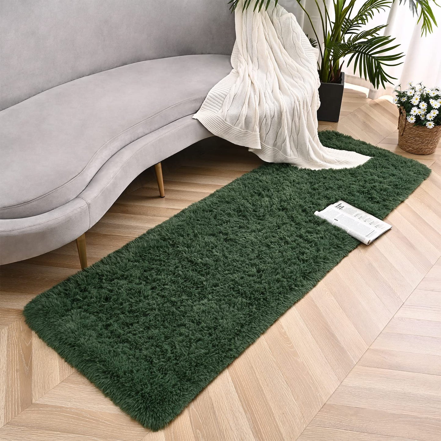 Zedrew Deep Green Runner Area Rugs for Bedroom Living Room, 2x4 Feet Fluffy Bedside Rugs, Soft Shaggy Carpet Rug for Kids Room Nursery, Furry Cute Rugs for Girls Boys Dorm Room Home Decor