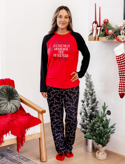 PATPAT Family Christmas Pajamas Matching Sets, Matching Christmas Pajamas for Family, Red Candy Cane Holiday Sleepwear Funny Letter Print PJs including Socks