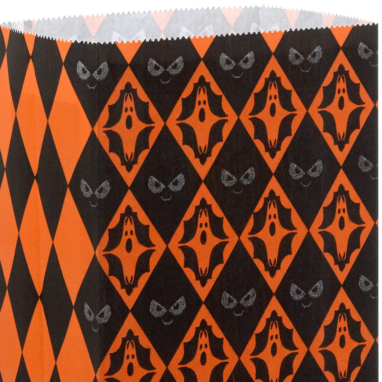 Hallmark Halloween Party Favor and Wrapped Treat Bags (30 Ct., Skulls and Pumpkins, Ghosts and Eyes) for Trick or Treating, Class Parties, Luminaries, Crafts, Día de los Muertos