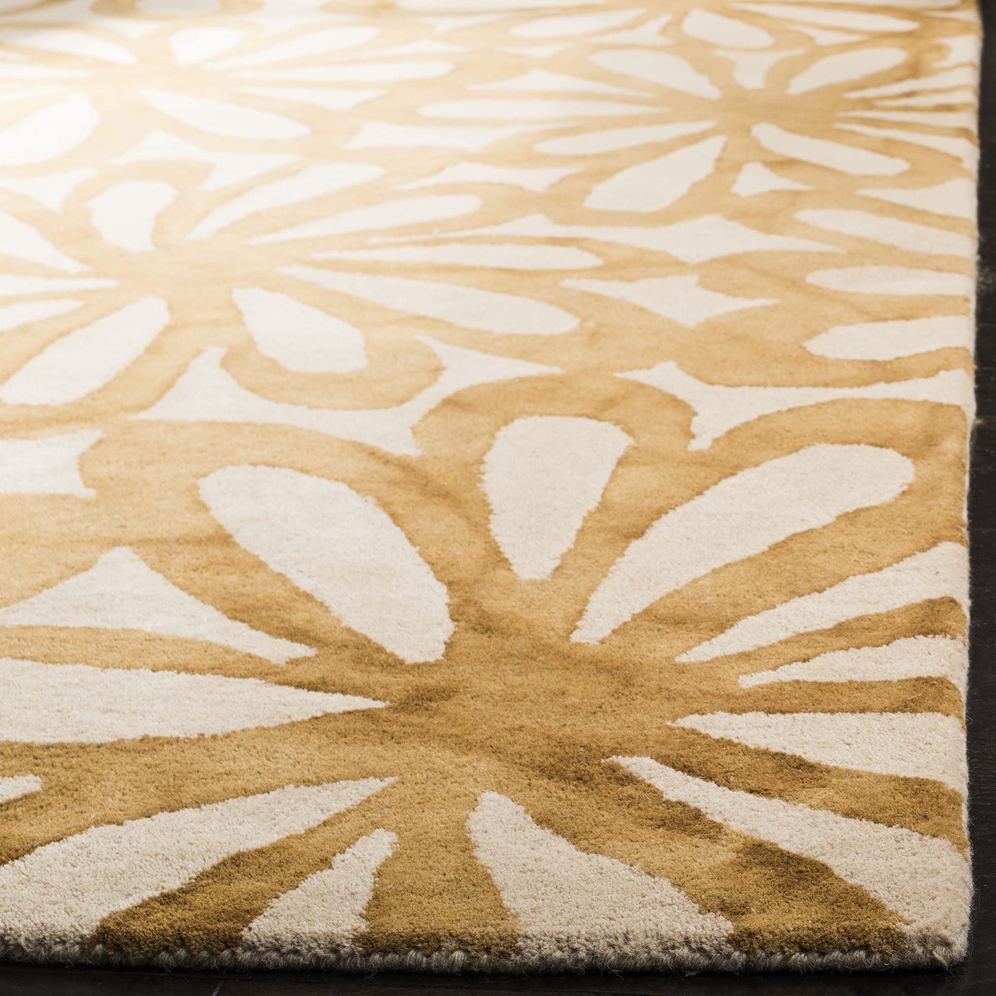 SAFAVIEH Dip Dye Collection Runner Rug - 2'3" x 12', Beige & Gold, Handmade Floral Watercolor Wool, Ideal for High Traffic Areas in Living Room, Bedroom (DDY527M)