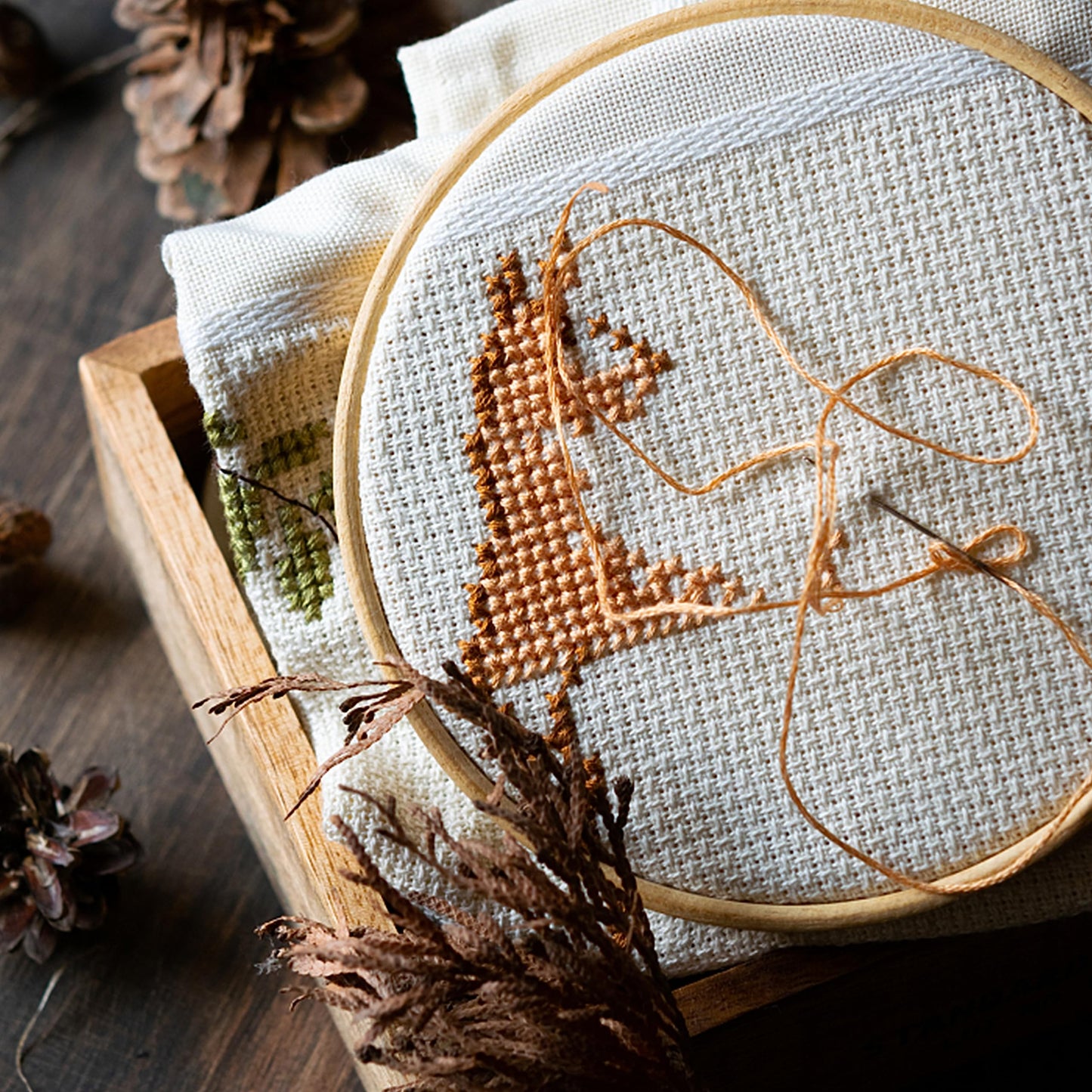 ATDAWN Rainbow Color Embroidery, Cross Stitch Threads, Bracelets, Crafts Floss, 50 Count