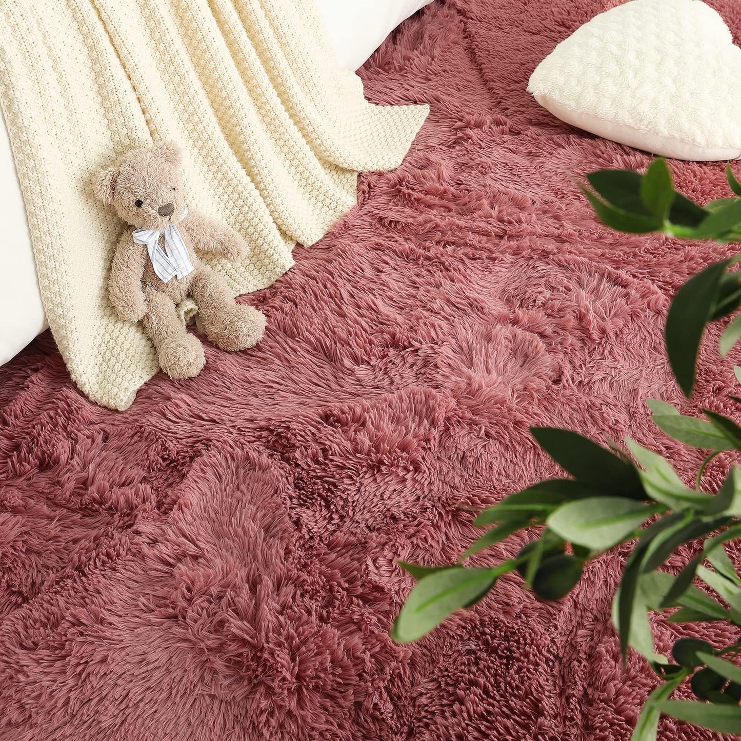 LOCHAS Bedroom Rug 2.6' x 5.3', Blush Fluffy Shaggy Area Rug for Bedroom Bedside, Soft Oval Throw Rugs Carpet for Kids Girls Nursery Living Room Home Decor