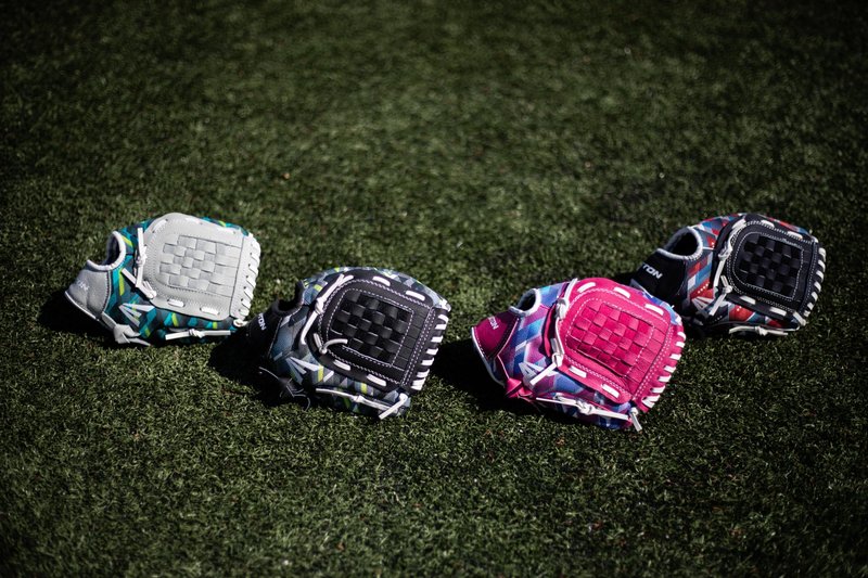Easton | MOXIE Baseball Glove | Right Hand Throw | 11" Basket Web | USA