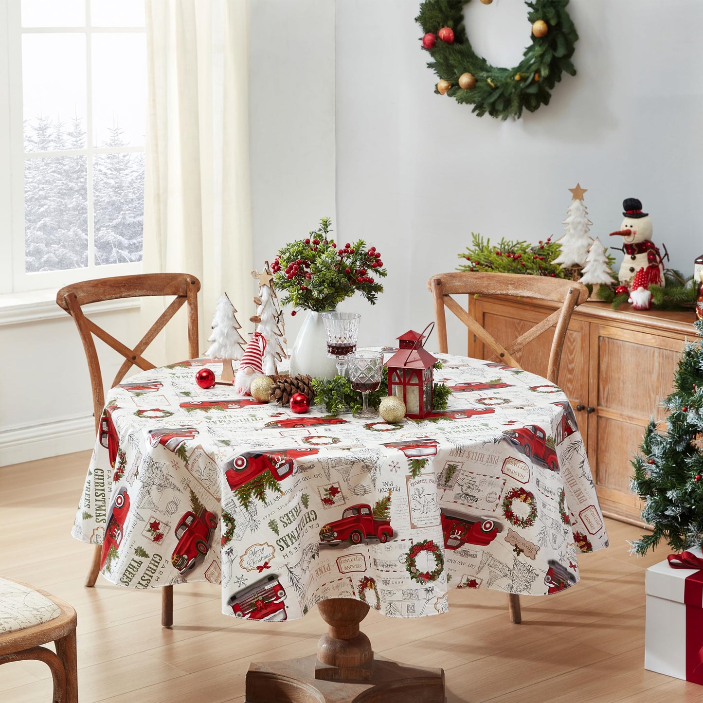 Newbridge Farm Fresh Christmas Tree Vinyl Tablecloth with Flannel Backing, Vintage Retro Holiday Print, Wipe Clean, 70 Inch Round