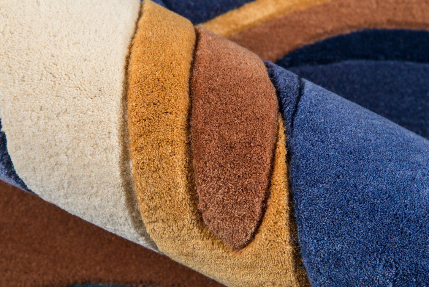 Momeni Rugs New Wave Collection, 100% Wool Hand Carved & Tufted Contemporary Area Rug, 5'3" x 8', Blue