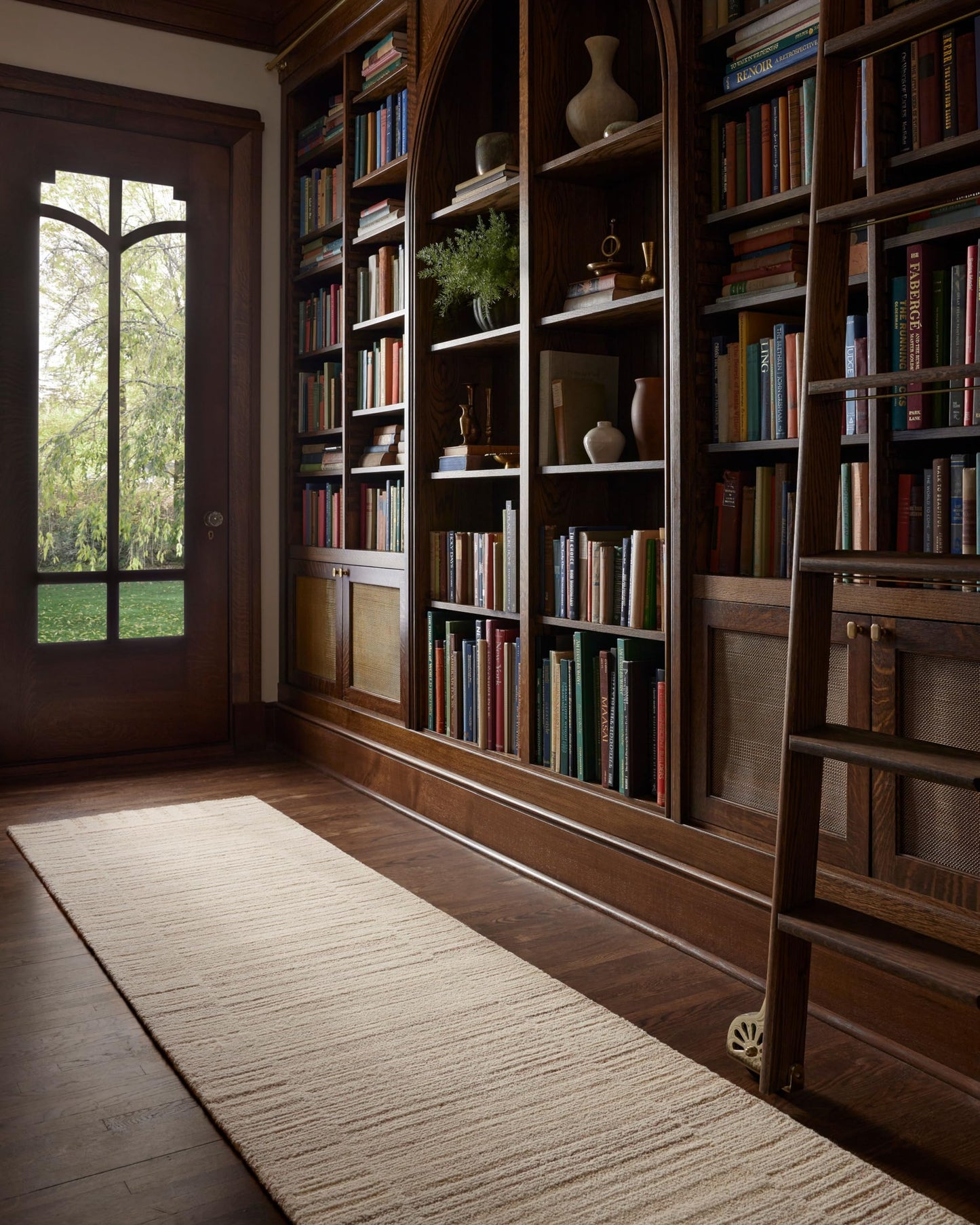 Loloi Magnolia Home by Joanna Gaines Rae Collection RAE-01 Natural/Oatmeal 5'-0" x 7'-6" Area Rug