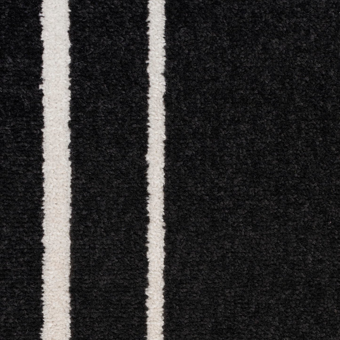 Nourison Home Nourison Essentials Black Ivory 5' x 7' Area Rug - Easy Clean, Non Shedding, Bed Room, Living Room, Dining Room, Kitchen (5' x 7')