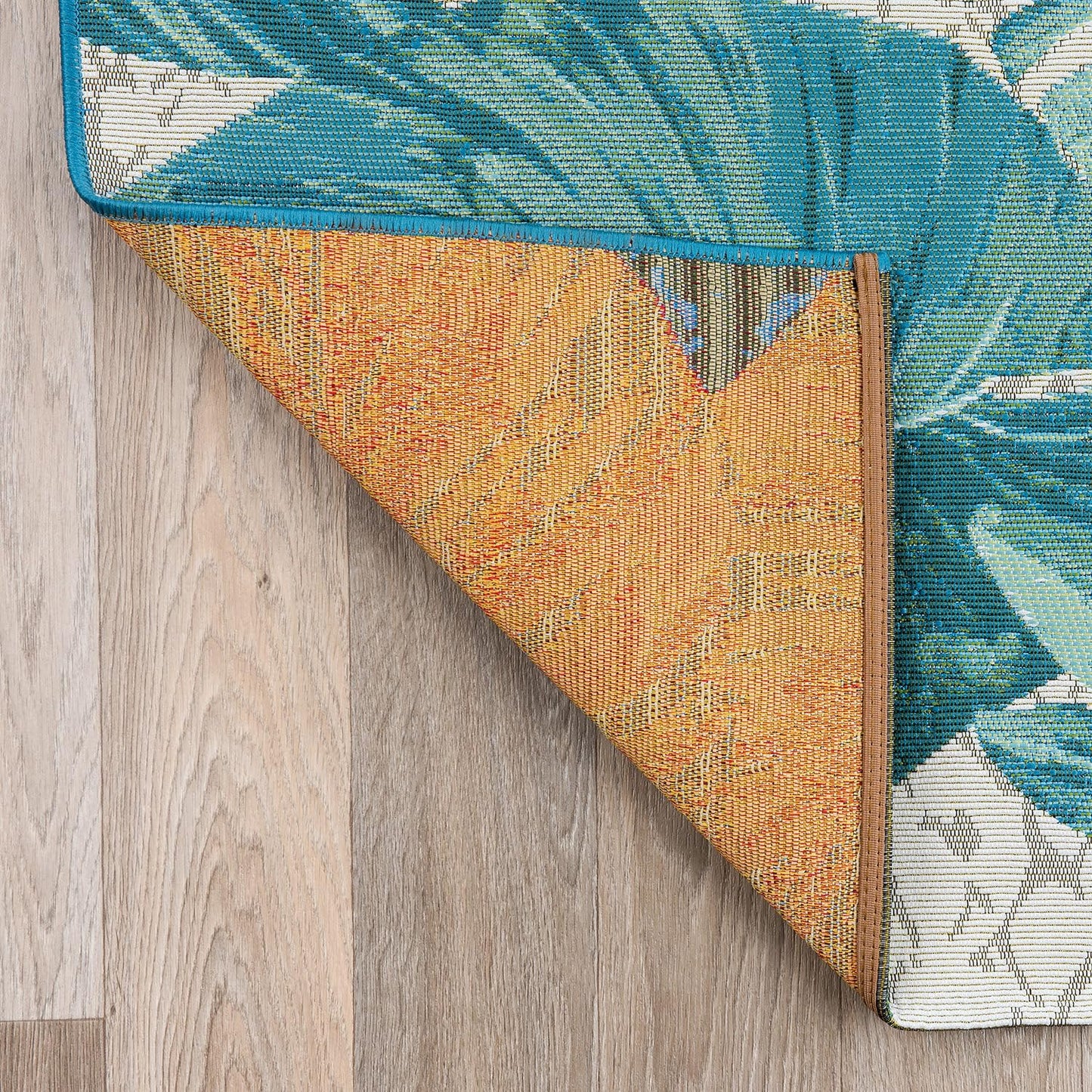 Rugshop Blue Contemporary Tropical Floral Indoor/Outdoor Area Rug — Weather Resistant for Living Room, Dining Room and Bedroom, 5'3" x 7'