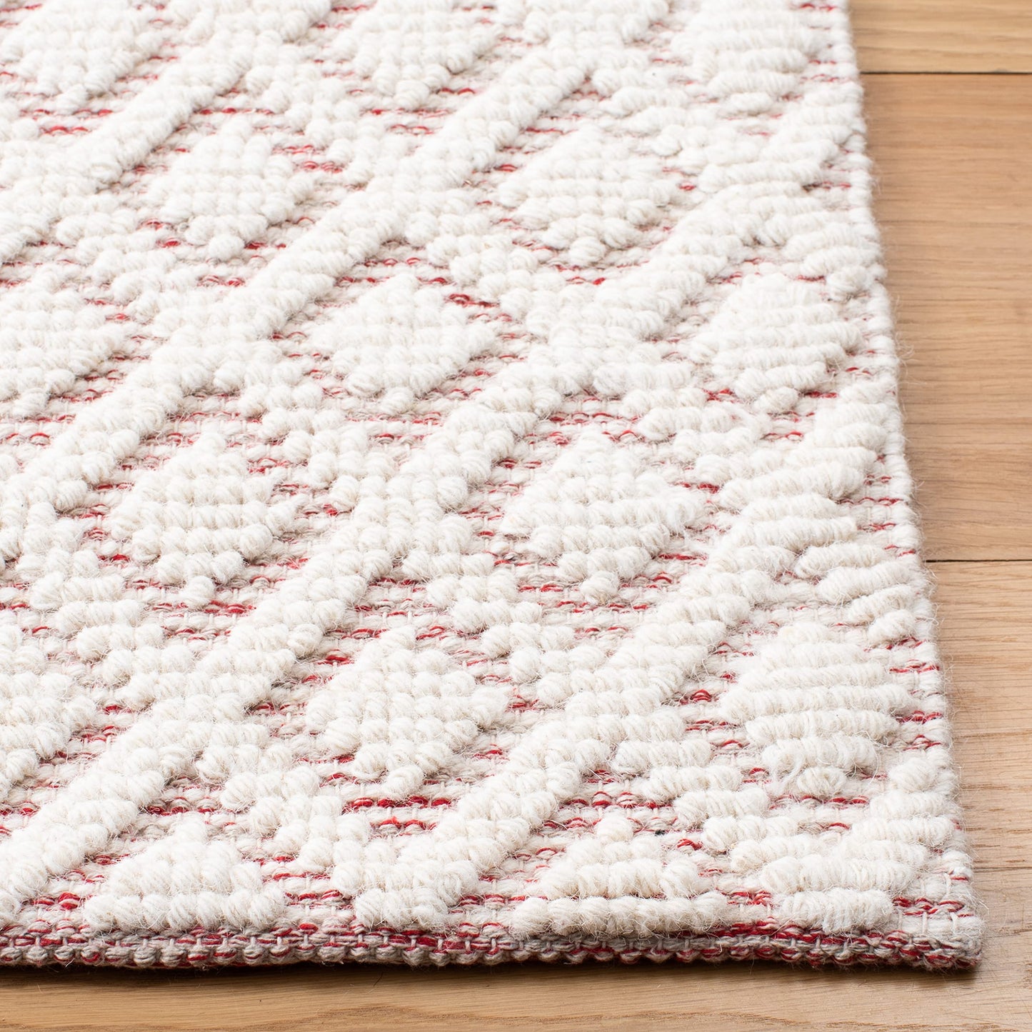 SAFAVIEH Area Rug 8x10 - Vermont Collection - Large - Ivory & Red, Handmade Wool, Ideal for Living Room, Bedroom, Office, Dining Space (VRM304Q)