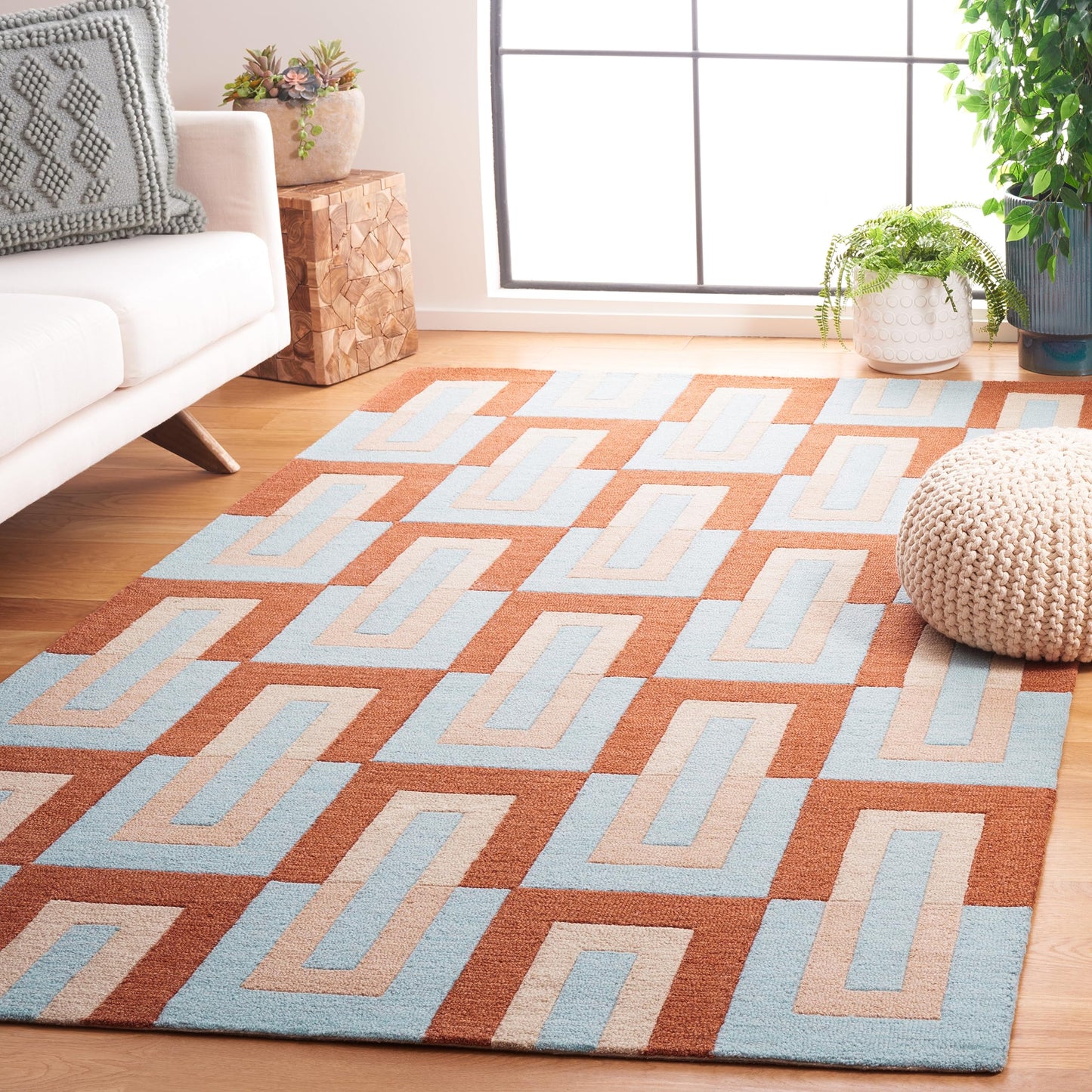 SAFAVIEH Genre Collection Area Rug - 6' x 9', Light Blue & Rust, Handmade Wool, Ideal for Living Room, Bedroom, Dining (GRE102M-6)