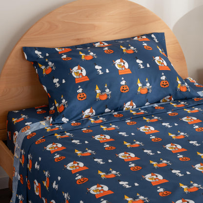 Berkshire Blanket Peanuts® Kids Sheet Set Queen Size - 4 Pieces,Cute Character Snoopy Printed Soft Microfiber Bed Sheets,Halloween Magic Potions Sheet Navy