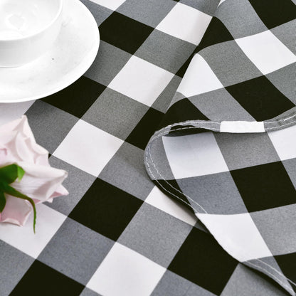 Hiasan Checkered Round Tablecloth 60 Inch - Waterproof Stain and Wrinkle Resistant Washable Fabric Table Cloth for Dining Room Party Outdoor Picnic, Black and White
