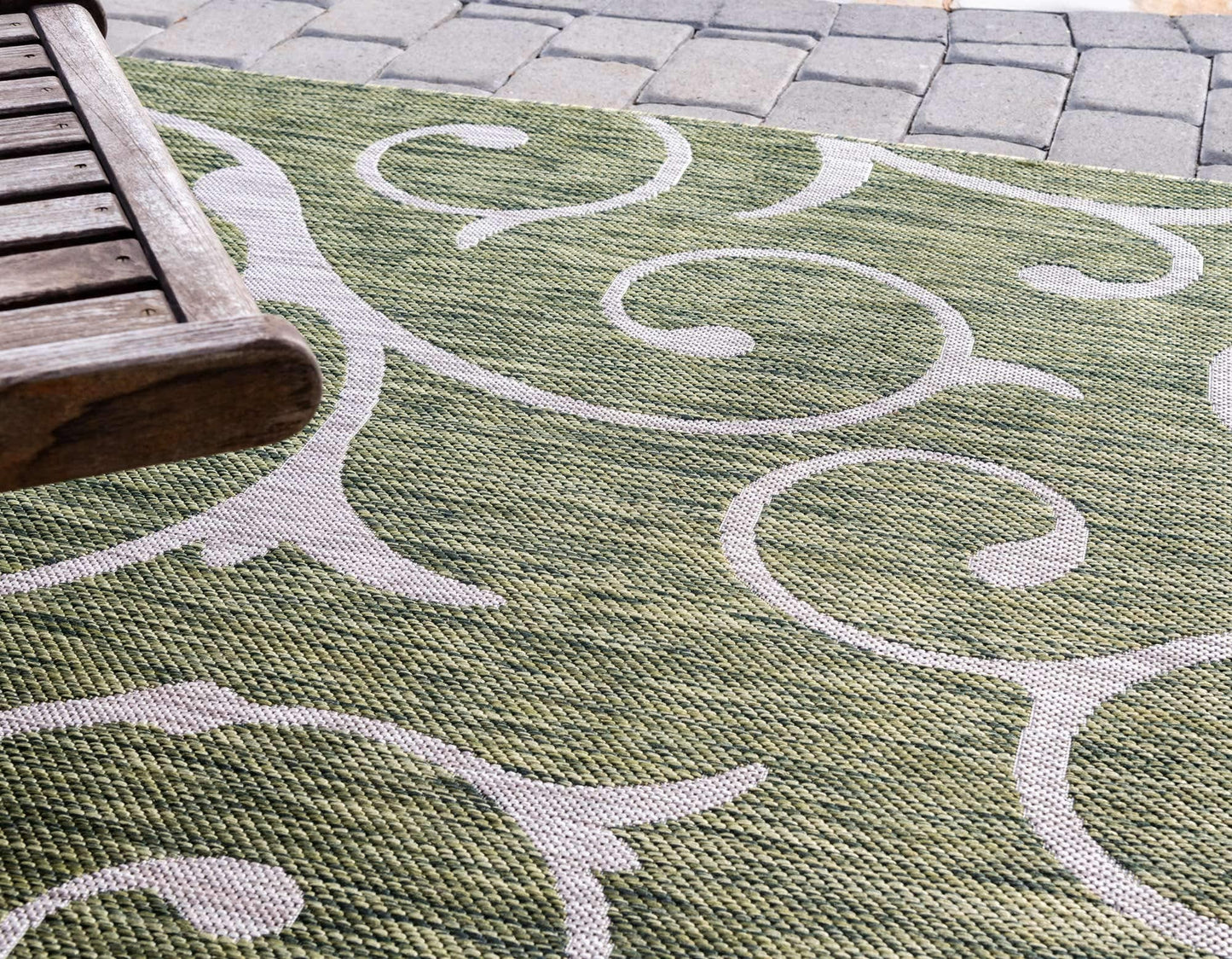 Unique Loom Outdoor Botanical Collection Area Rug - Curl (4' x 6' Rectangle Green/Ivory)