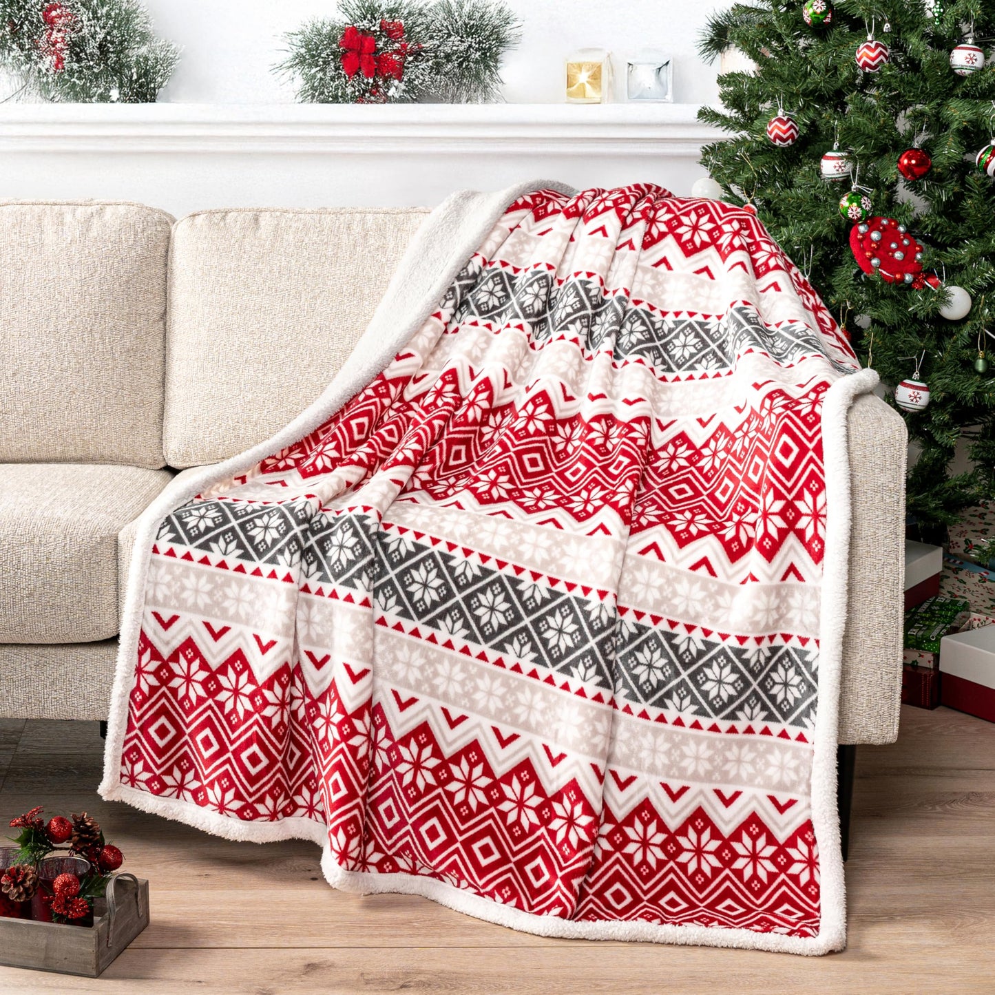 PAVILIA Premium Christmas Sherpa Throw Blanket | Christmas Decoration, Fleece, Plush, Warm, Cozy Reversible Microfiber Holiday Blanket 50 x 60