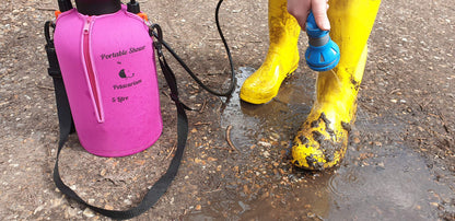 Petacarium Insulated Portable Shower (8 Litre, Pink) for Dogs, Camping, Paddleboarding, Muddy Walks