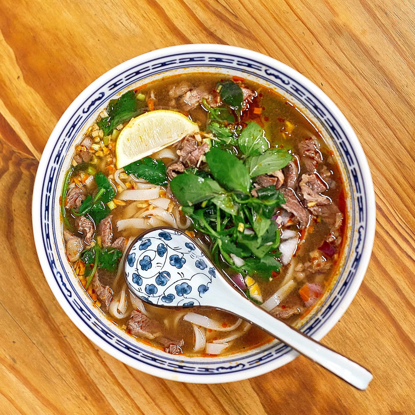 Ceramic Asian Soup Spoons, Easy to Hold, Long Handle Perfect Depth Spoon Set for Japanese Ramen Noodles, Chinese Dumpling, Pho, Miso, Wonton, Dishwasher Safe -Set of 4 - Blue