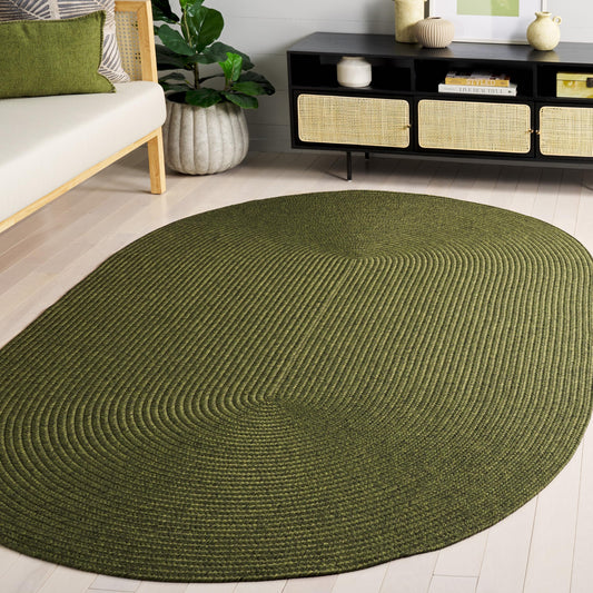 SAFAVIEH Washable Rug Outdoor Braided Collection - 6' x 9' Oval, Green, Handmade & Reversible, Non-Shedding & Easy to Clean, Ideal for Patio, Backyard, Mudroom (BRD315A)