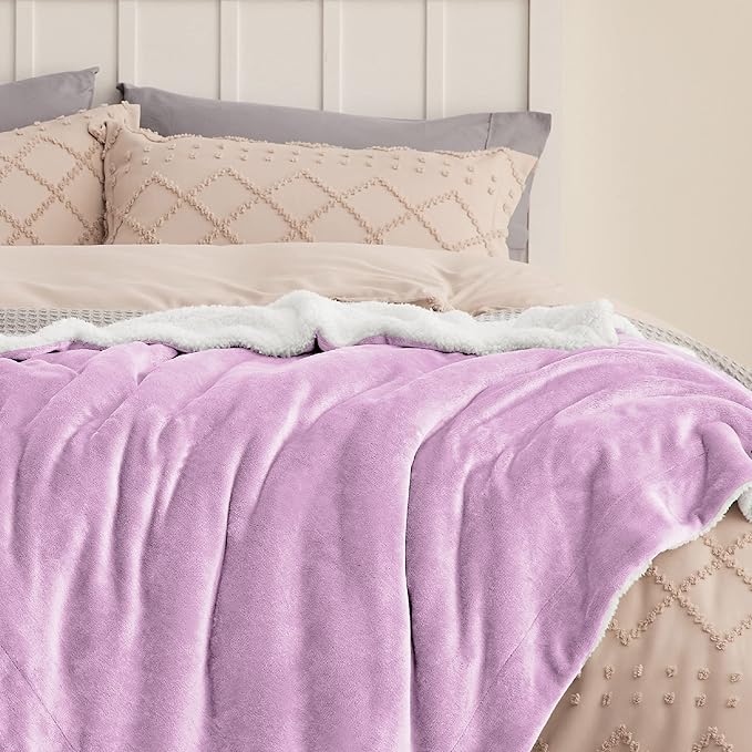 Bedsure GentleSoft Sherpa Fleece Blankets Queen Size for Bed - Thick and Warm Throw for Girls, Soft Fuzzy Plush Queen Blanket for Winter, Lilac, 90x90 Inches