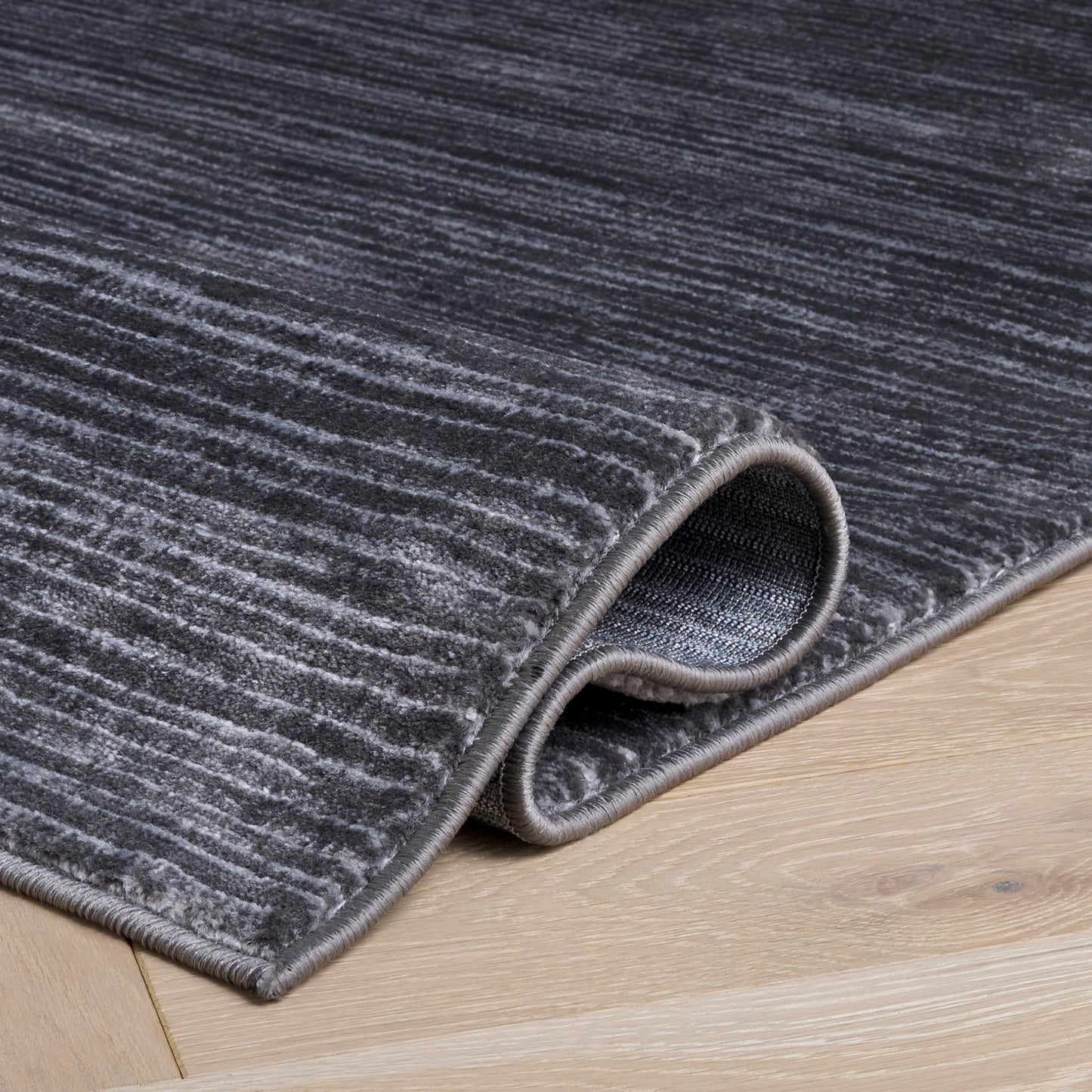 SAFAVIEH Vision Collection Area Rug - 6'7" Square, Grey, Modern Ombre Design, Non-Shedding & Easy to Clean, Ideal for Living Room, Bedroom, Dining Space (VSN606D)