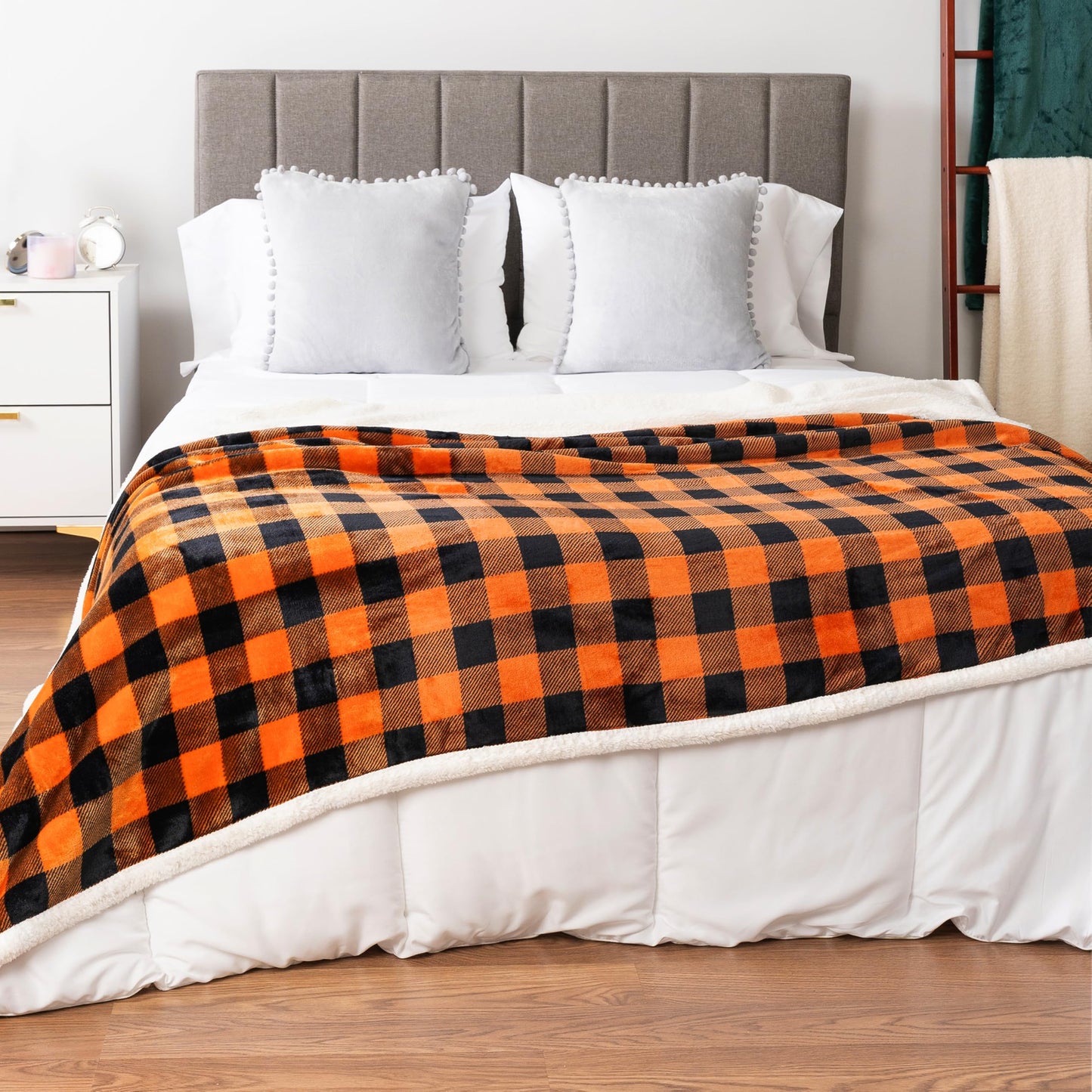 PAVILIA Black Orange Buffalo Plaid Sherpa Throw Blanket for Couch Twin, Soft Fuzzy Flannel Blanket for Bed, Plush Halloween Checkered Fleece Blanket and Throws, Warm Thick Winter Blanket Gift, 60x80