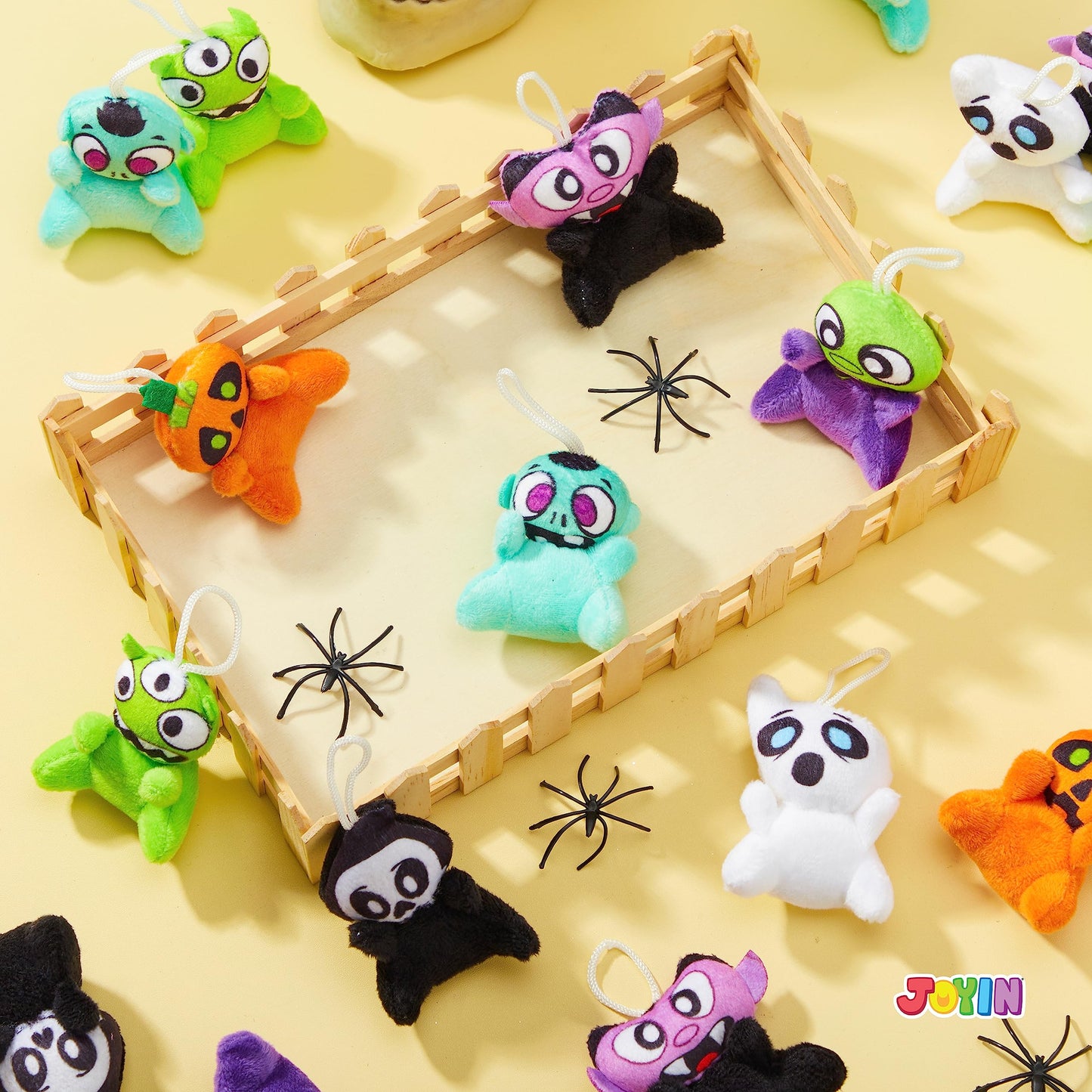 JOYIN 28 PCS Halloween Mini Plush Toy Assortment with 7 Characters, Mini Halloween Plush Toy Bulk for Kids Trick or Treating, Classroom Party Favors Supplies Prizes, Goodie Bag Stuffers Fillers