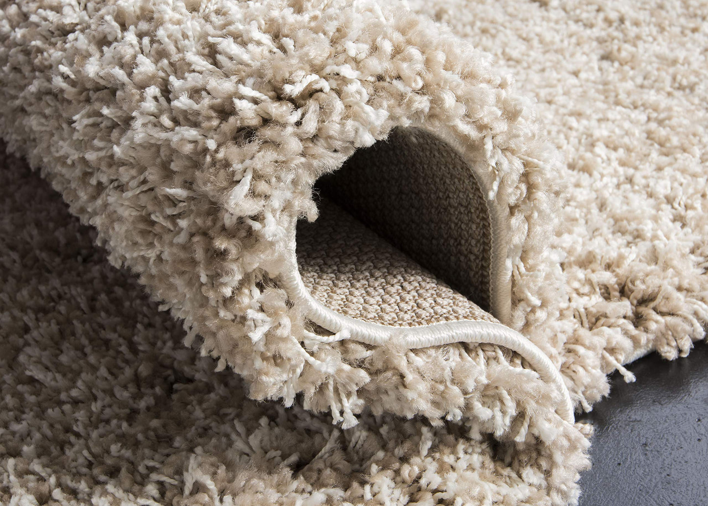 SAFAVIEH California Shag Collection Area Rug - 5'3' x 7'6', Beige, Non-Shedding & Easy to Clean, Ultra Plush Thick Pile, Ideal for Living Room, Bedroom, Dining Space (SG151-1313)