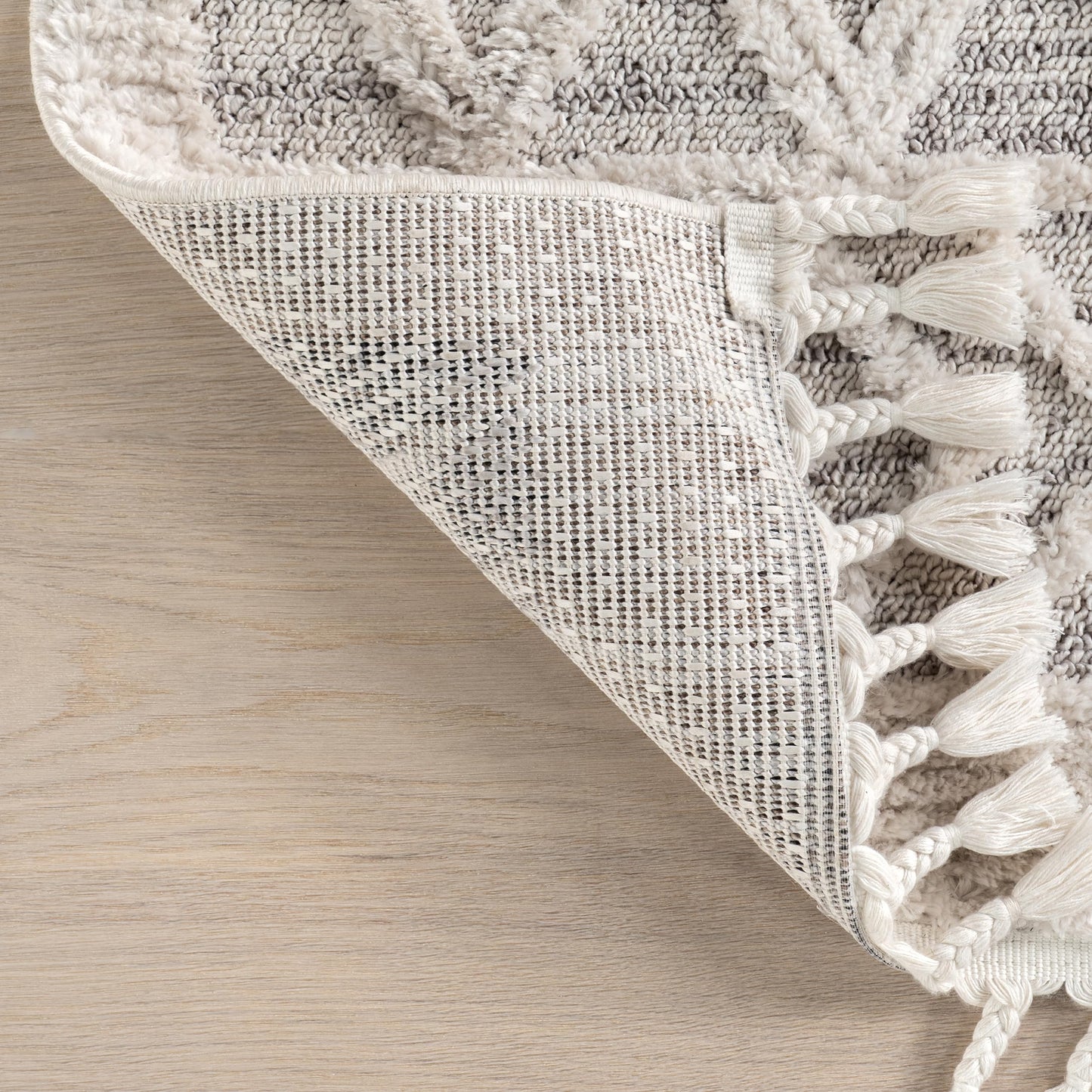 nuLOOM 5x8 Ansley Moroccan Tassel Area Rug, Light Grey, High-Low Textured Bohemian Design, Plush High Pile, Stain Resistant, For Bedroom, Living Room, Hallway, Entryway