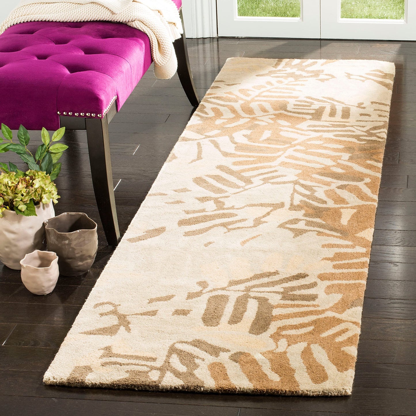 Martha Stewart x SAFAVIEH Area Rug Collection - 8' x 10', Oolong Tea Green, Handmade Wool, Ideal for Living Room, Bedroom, Office, Dining Space (MSR4548C)