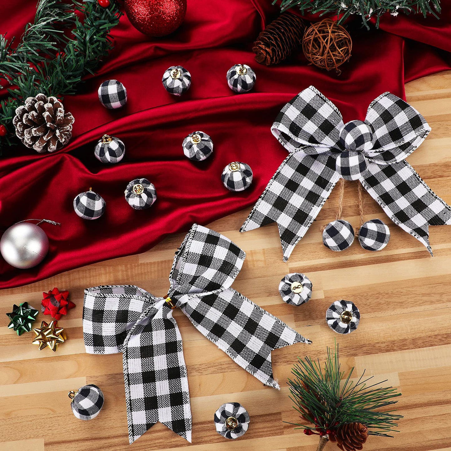 Chuangdi 36 Pcs Christmas Buffalo Plaid Ball Ornament and 12 Pcs Bow - Xmas Tree Hanging Decor for Holiday Farmhouse Party (Black and White, 5.9 Inch and 1 Inch)