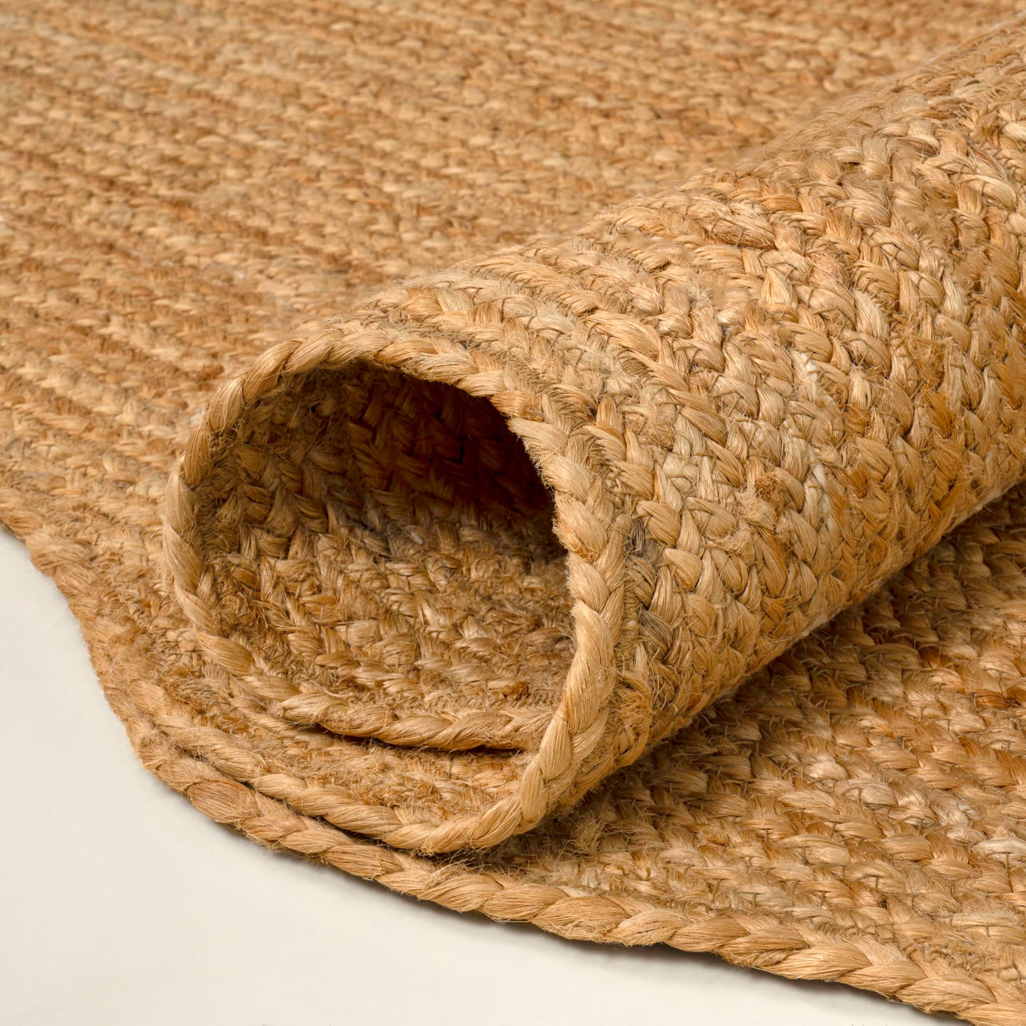 JONATHAN Y Seaside Cottage Scallop Edge Jute Natural Indoor Runner Rug, 2x6, Farmhouse, Rustic, Cottage, Easy-Cleaning for Living Room, Bedroom, Kitchen, Non-Shedding (RNF201A-26)