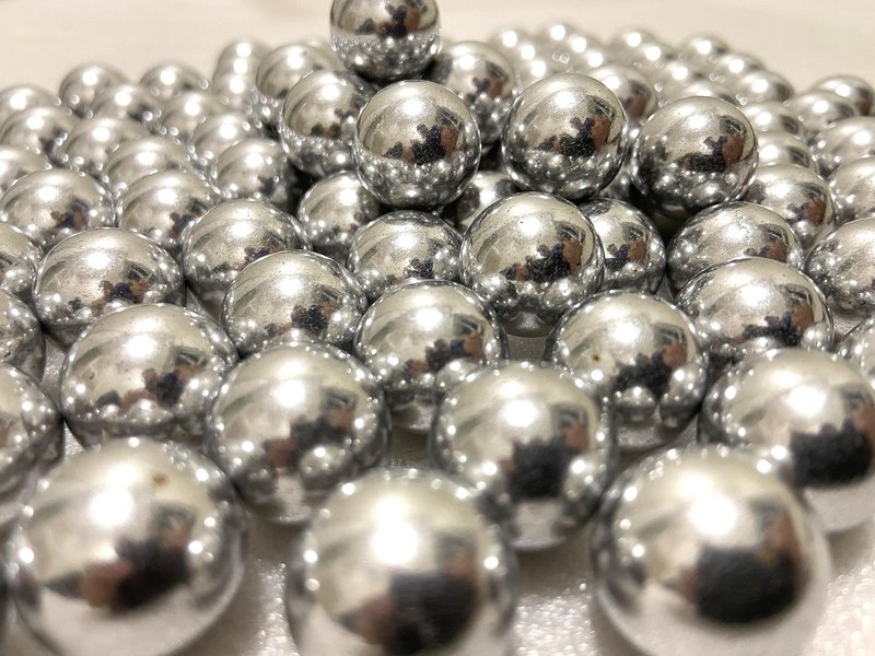 Alien Play 100 Rounds 50 Cal. Solid Aluminum Balls for Self Defense, 2.8 Gram Reusable .50 Caliber Aluminum Paintballs Ammo Projectiles for Training Fit for t4e TR50/HDR 50 Target Shooting (Silver)