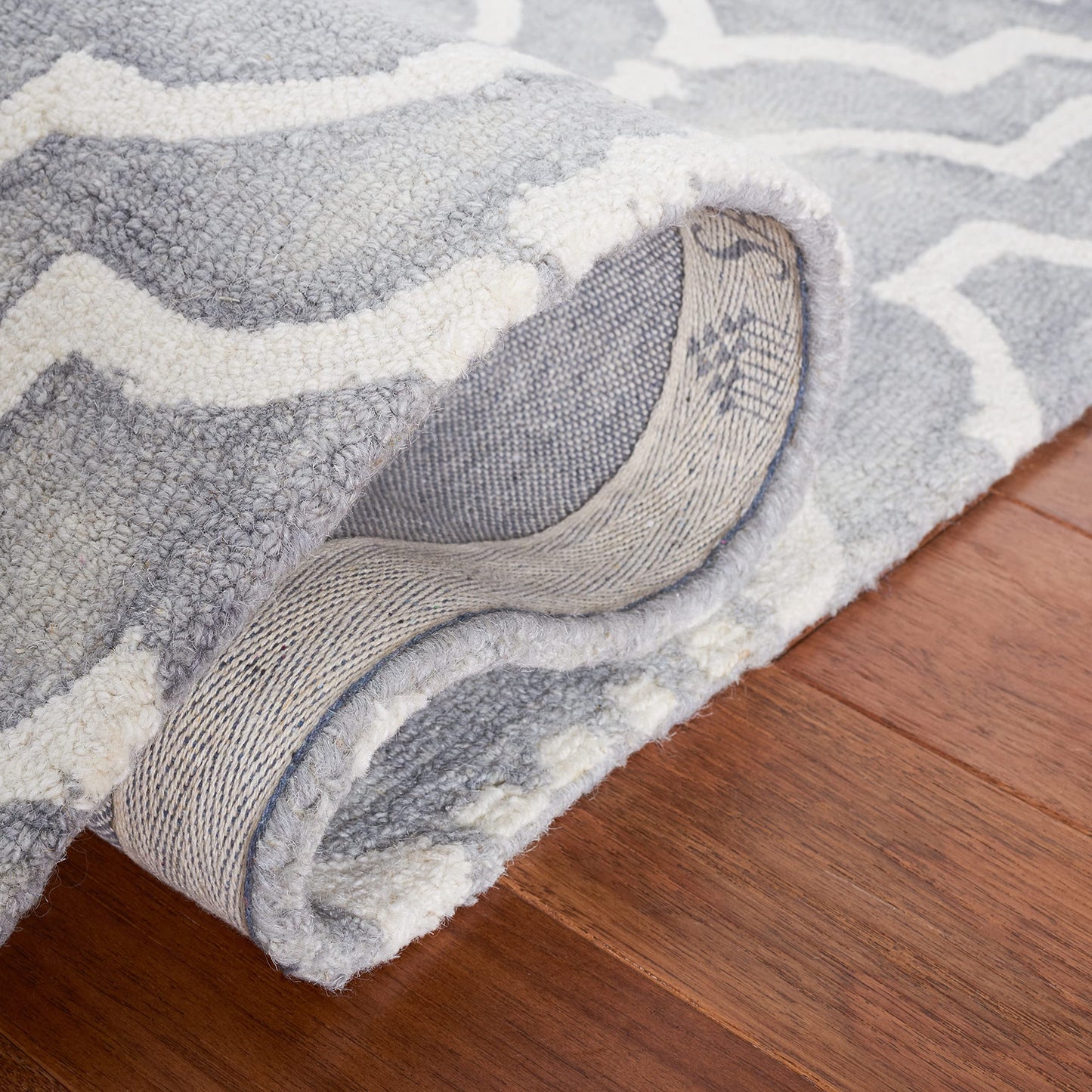 SAFAVIEH Dip Dye Collection 3' x 5' Grey/Ivory DDY538C Handmade Moroccan Watercolor Premium Wool Area Rug