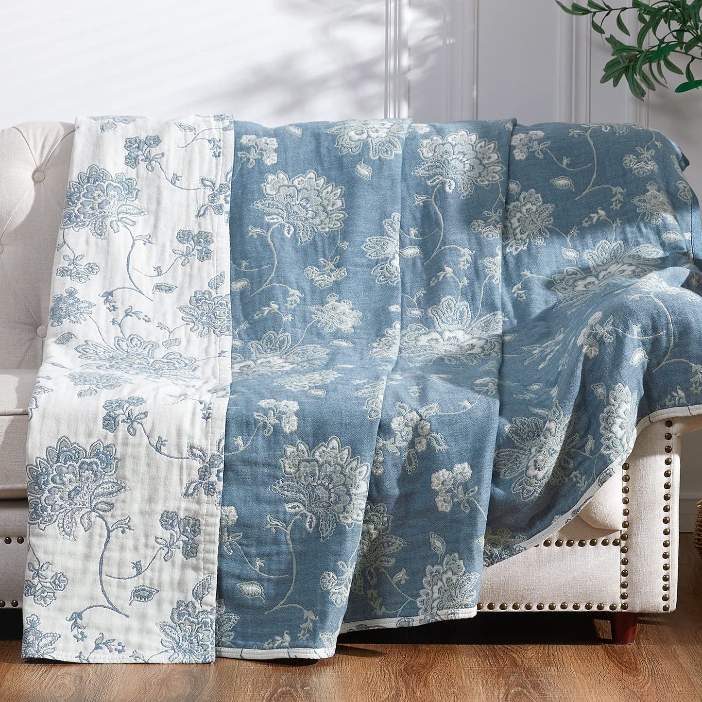 jinchan Boho 100% Cotton Muslin Twin Size 60x80 Inches Blanket Lightweight 4-Layer Quilted Soft Blue and White Floral Throw Blanket Green Accents Reversible Comfy Flower Summer Couch Bedroom Decor