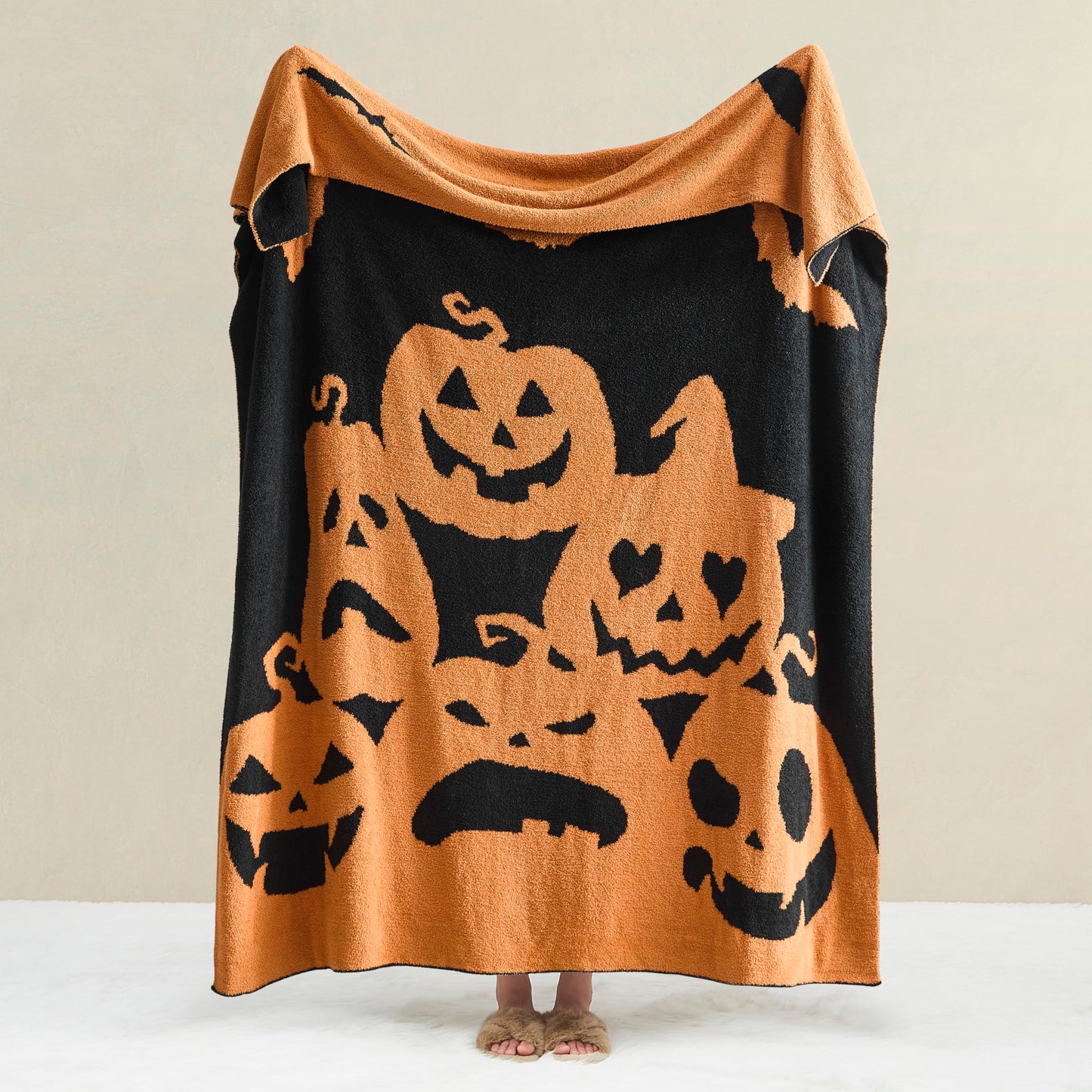 WDCOZY Halloween Throw Blanket Reversible Super Soft Knitted Blankets for Couch Bed Sofa Microfiber Warm Cozy Comfy Lightweight Fall Comfort Fluffy Fuzzy Knit Blanket Cute 50x60 Inches Pumpkin