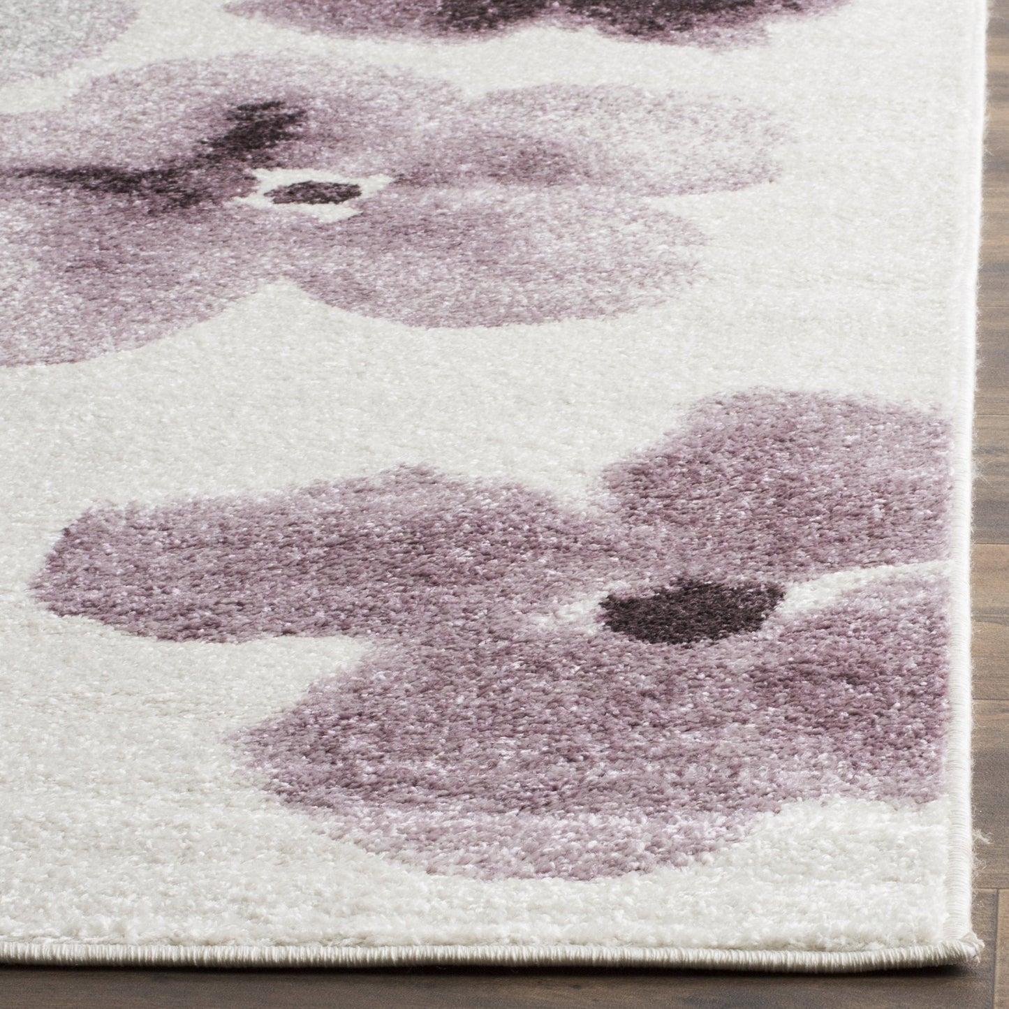 SAFAVIEH Adirondack Collection Runner Rug - 2'6" x 6', Ivory & Purple, Floral Watercolor Design, Non-Shedding & Easy Care, Ideal for High Traffic Areas in Living Room, Bedroom (ADR123L)