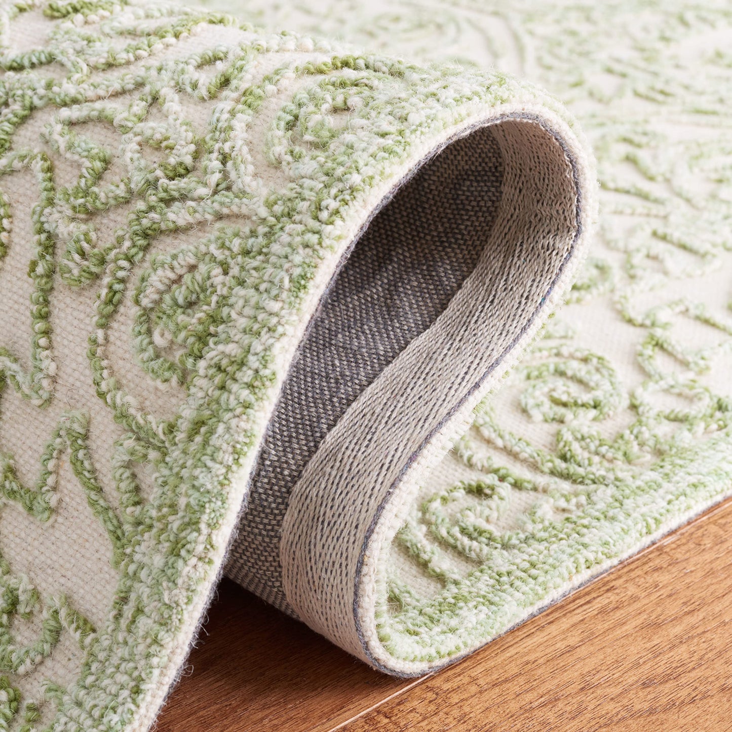 SAFAVIEH Trace Collection Accent Rug - 3' x 5', Ivory & Green, Handmade Wool, Ideal for High Traffic Areas in Entryway, Living Room, Bedroom (TRC101Y)