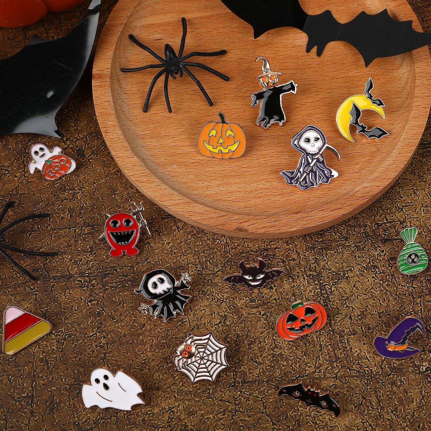 SANNIX 60Pcs Halloween Pins, Halloween Enamel Lapel Pins Assorted Pumpkin Ghost Bat Spider Skeleton Brooch Pins for Clothes Bags Hats Accessories, 30 Styles