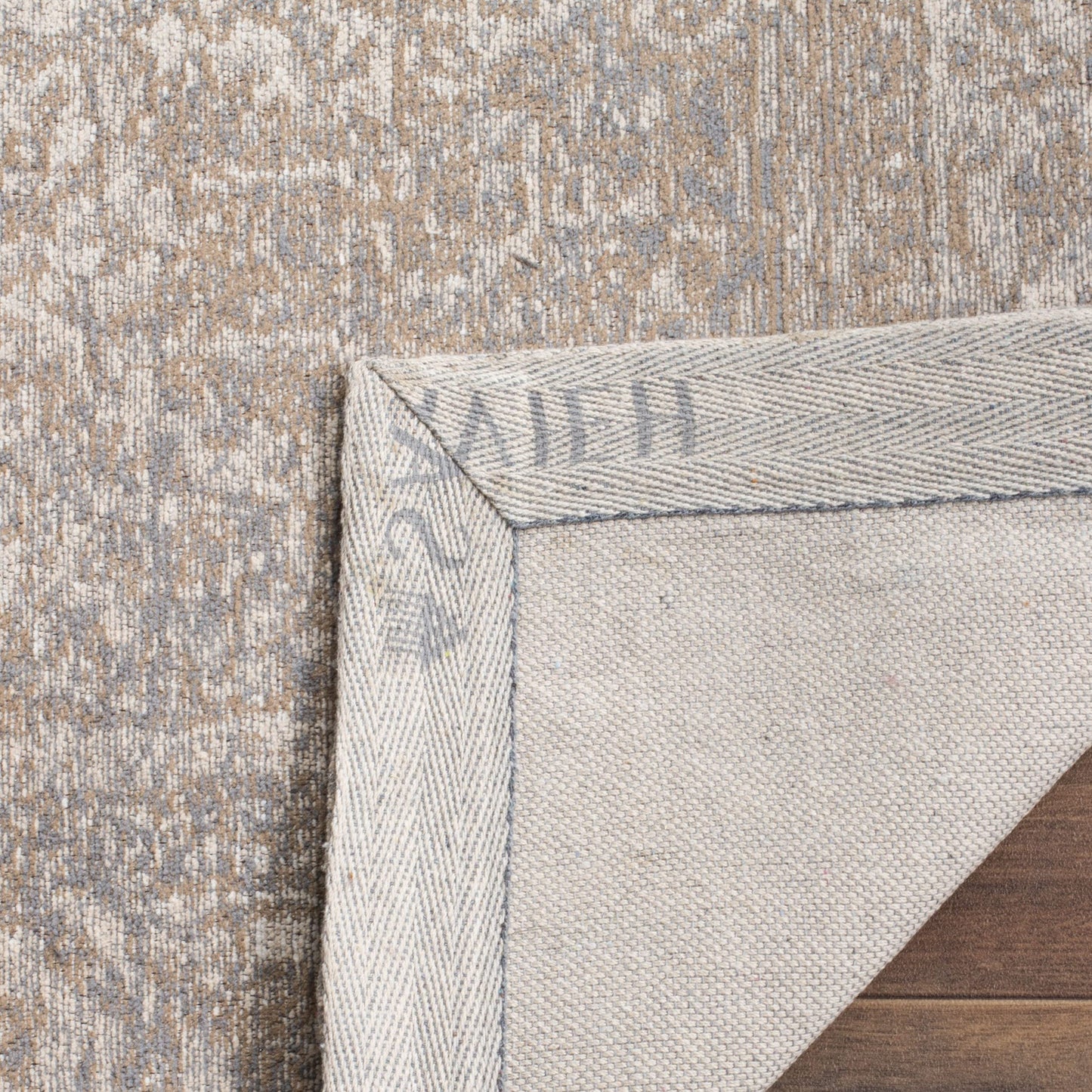 SAFAVIEH Classic Vintage Collection Area Rug - 8' x 10', Beige, Oriental Medallion Cotton Design, Easy Care, Ideal for High Traffic Areas in Living Room, Bedroom (CLV121A)