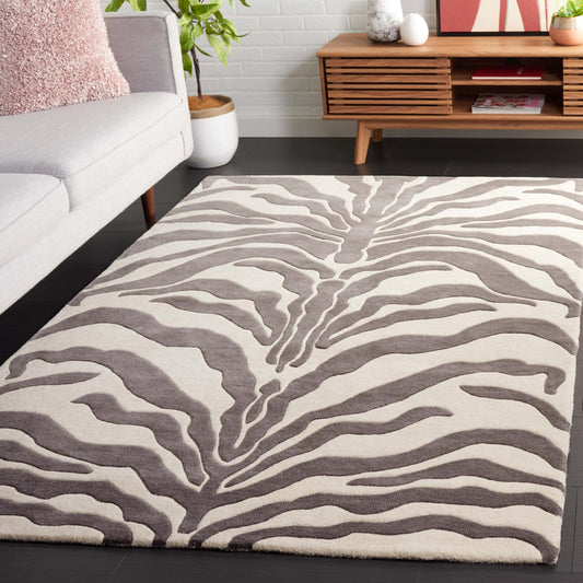 SAFAVIEH Soho Collection Area Rug - 6' x 9', Ivory & Grey, Handmade Wool, Ideal for High Traffic Areas in Living Room, Bedroom, Dining (SOH975F-6)