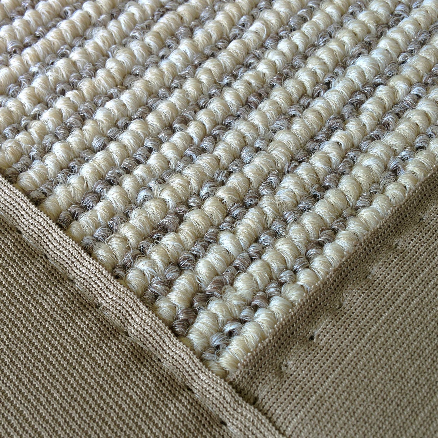iCustomRug Synthetic Sisal Area Rug, Softer Than Natural Sisal Rug, Stain Resistant & Easy to Clean in Beige 4ft x 6ft