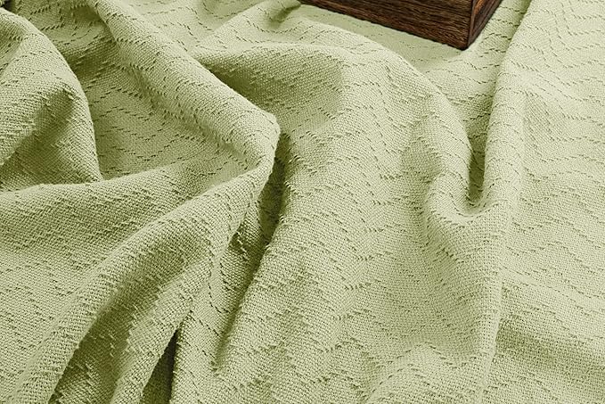 BELIZZI HOME 100% Cotton Bed Blanket, Breathable Thermal Blanket King Size, Soft Chevron 90inchx102inch, Perfect for Layering Any All Season, Sage Green, (90inchx102inch)