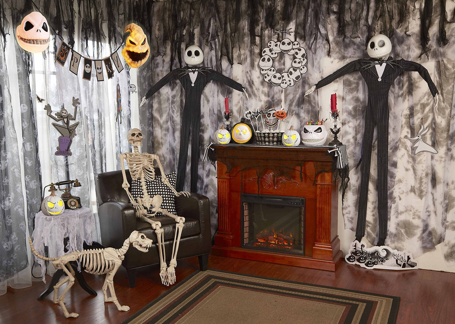 Disney The Nightmare Before Christmas Graveyard Scene Kit