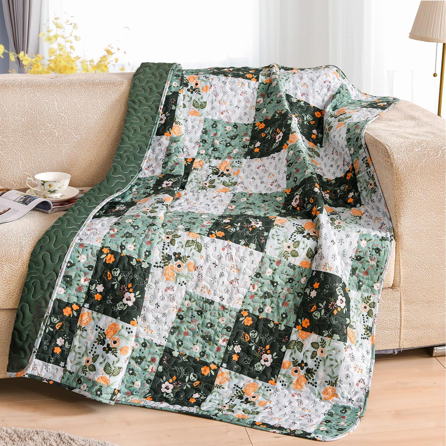 Exclusivo Mezcla 50"x 60" Quilted Throw Blanket- Microfiber Quilt Throw with Boho Patchwork Pattern, Reversible Green Versatile Lap Quilt for All Seasons, Lightweight Throws for Bed/Couch/Sofa