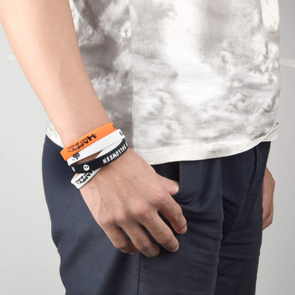 FEPITO 35 Pcs Halloween Wristband Silicone Wristbands 7 Classic Halloween Patterns Rubber Band Bracelets Halloween Trick or Treat Giveaways,Halloween Goodie Bag Fillers