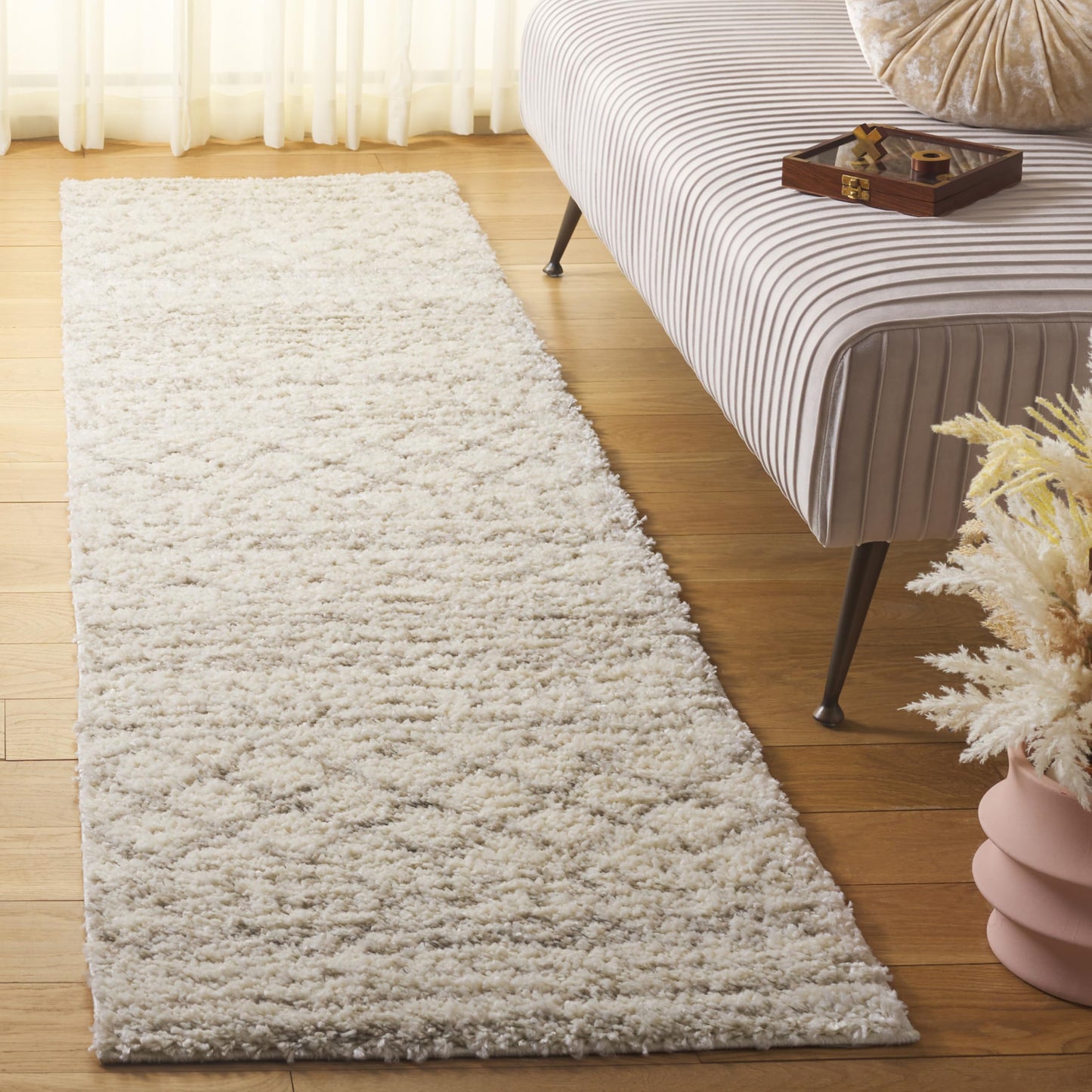 SAFAVIEH Arizona Shag Collection Runner Rug - 2'3" x 6', Ivory & Beige, Moroccan Boho Design, Non-Shedding & Easy to Clean, Ideal for Ideal for Living Room, Hallway, Foyer, Bedroom (ASG741A)