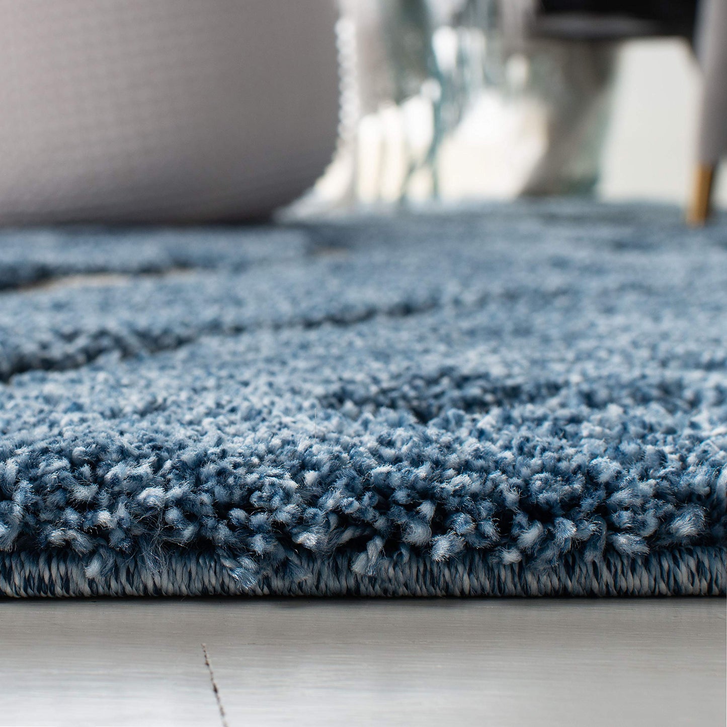 SAFAVIEH Area Rug 9x12 - Florida Shag Collection - Large - Light Blue & Cream, Scroll Design, Non-Shedding & Easy to Clean, High-Low Plush Pile, Ideal for Living Room, Bedroom, Dining (SG455-6011)